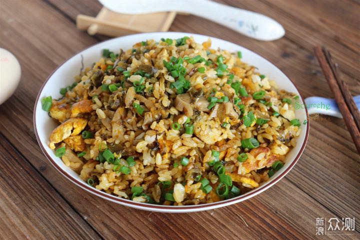 蛋酸菜炒饭