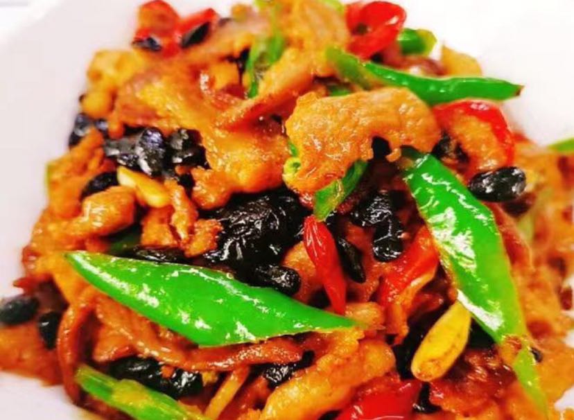 奥尔良鸭肉炒青椒