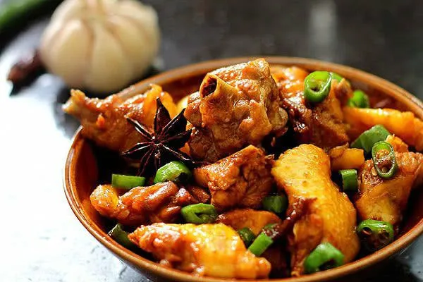 招牌黄焖鸡米饭