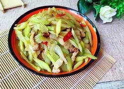 西芹炒肉