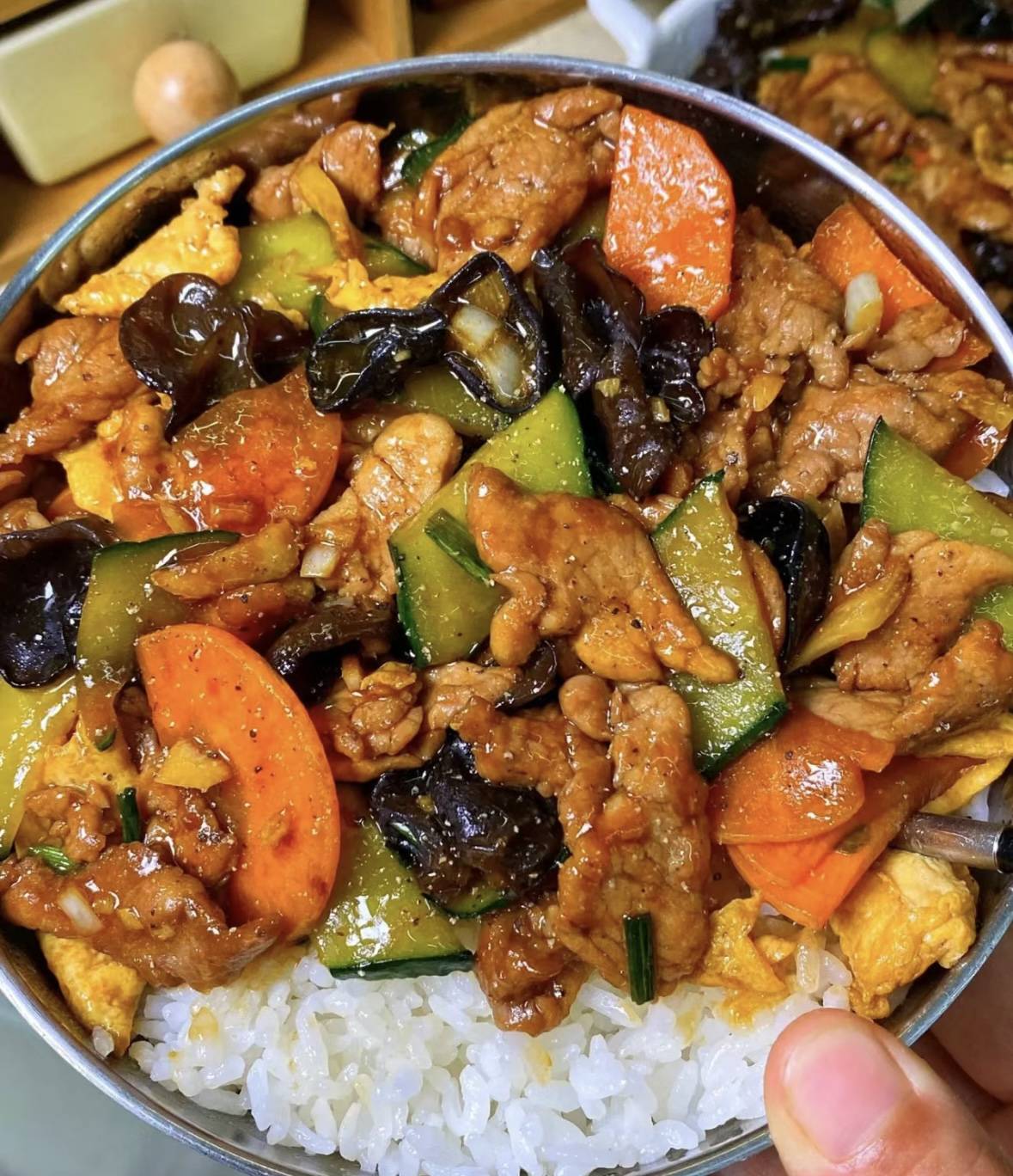 木须肉盖饭