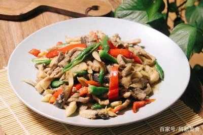 平菇炒肉