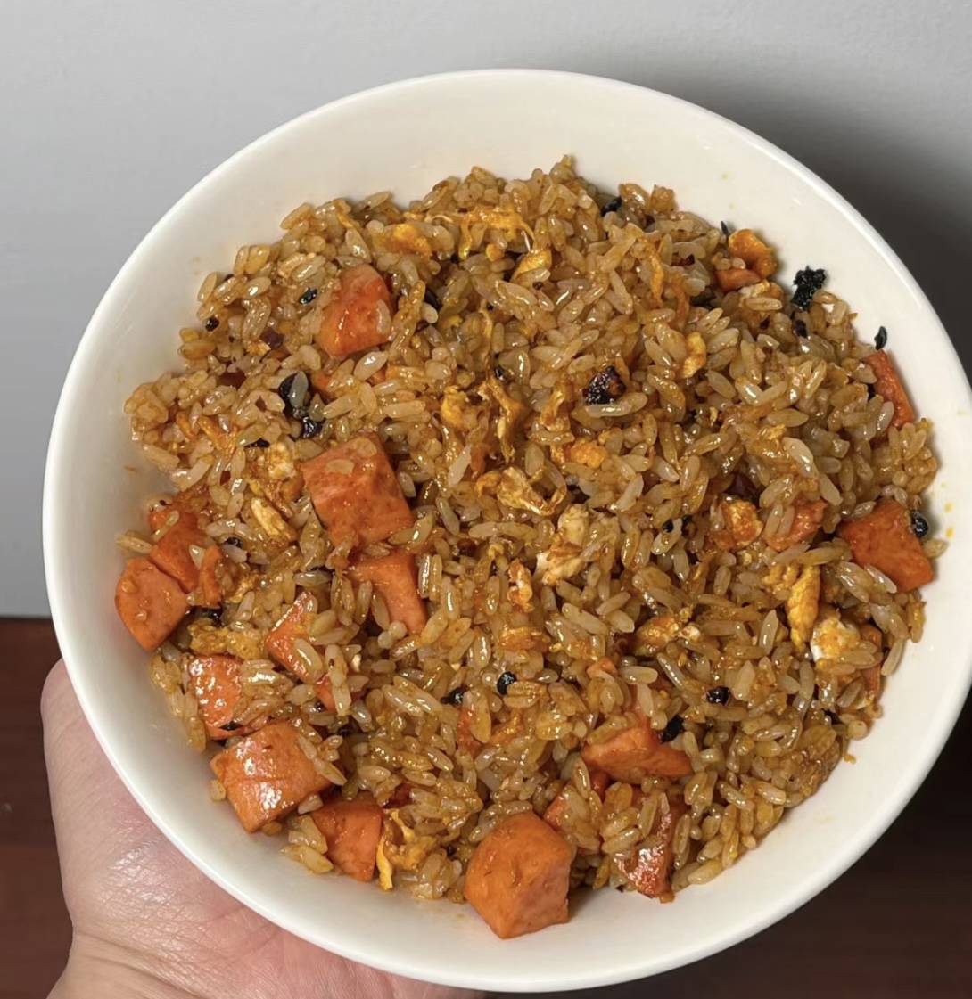 老干妈火腿炒饭