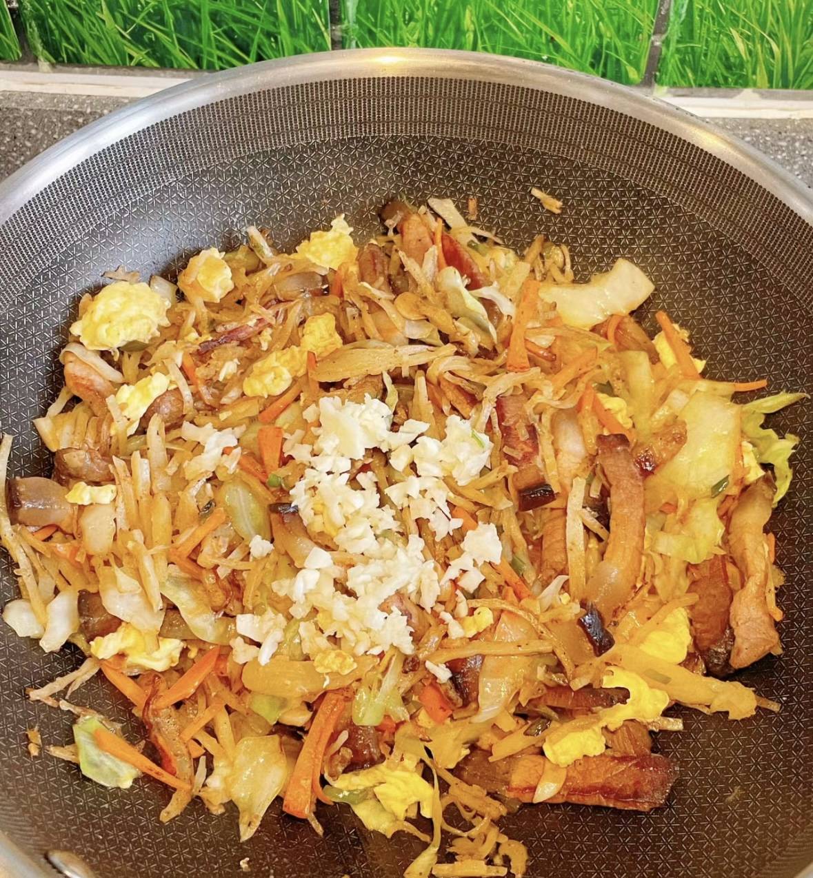 腊肉炒饼
