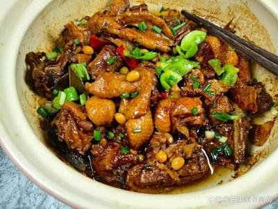 素豆耳焖鸭肉
