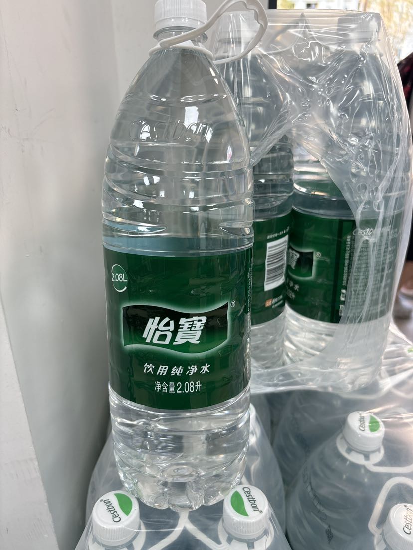 2.08L怡宝水