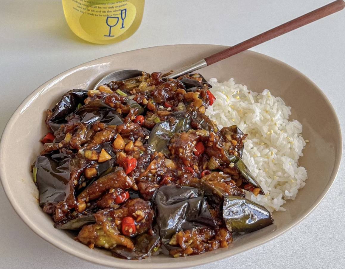 红烧茄子盖饭
