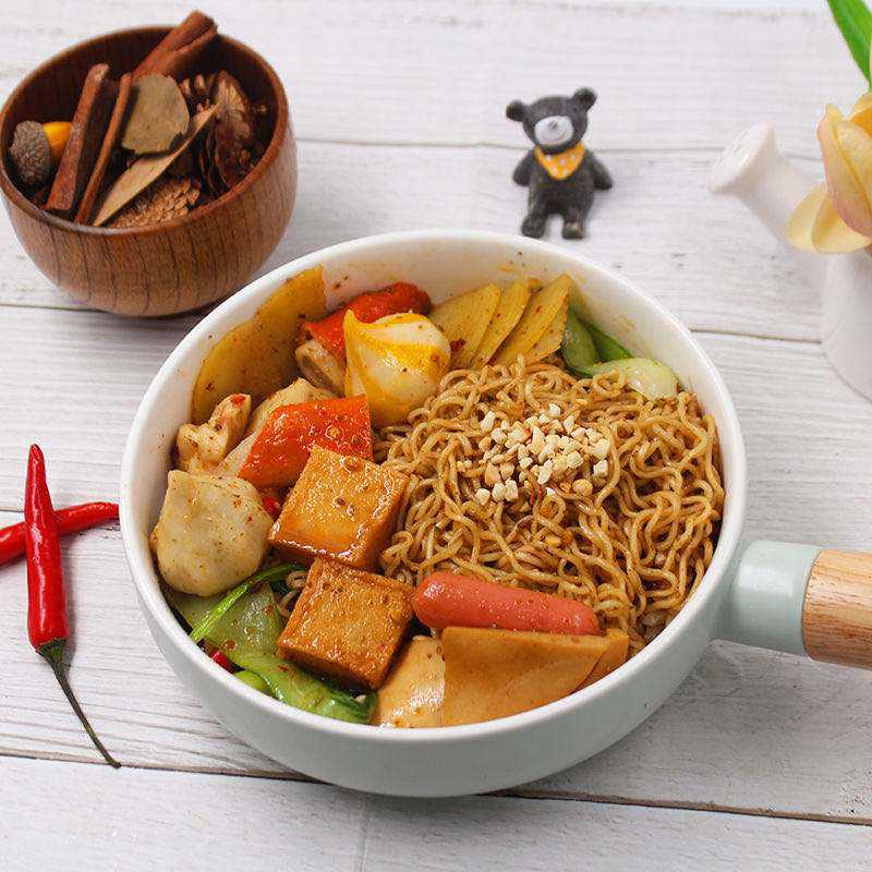麻辣拌（3荤2素）+车仔面