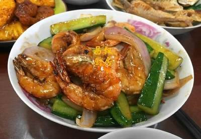 大虾炒青瓜