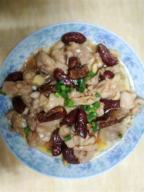 红枣蒸鸡