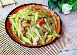 西芹炒肉