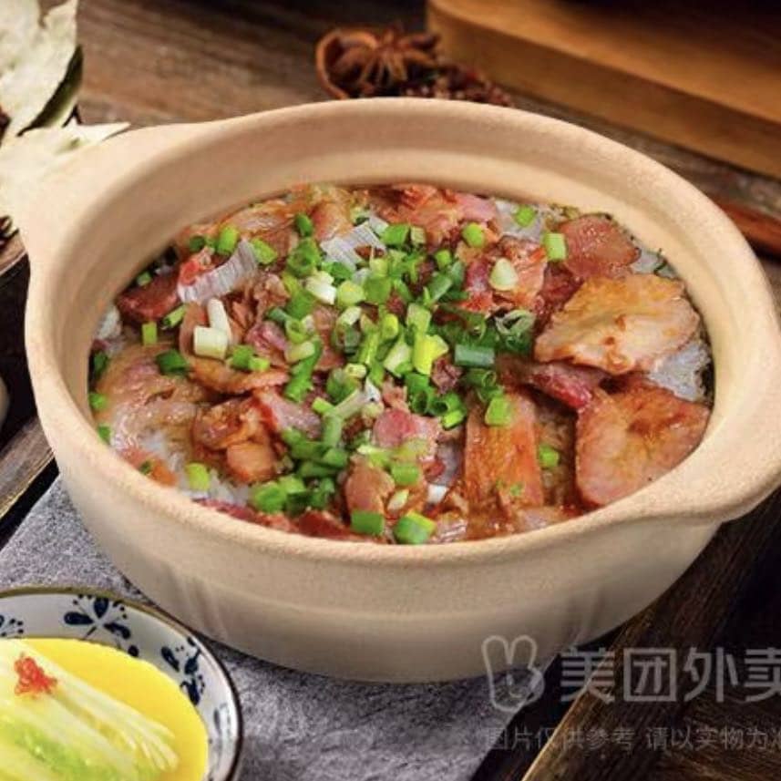 ☀️红烧肉➕腊肠煲仔饭